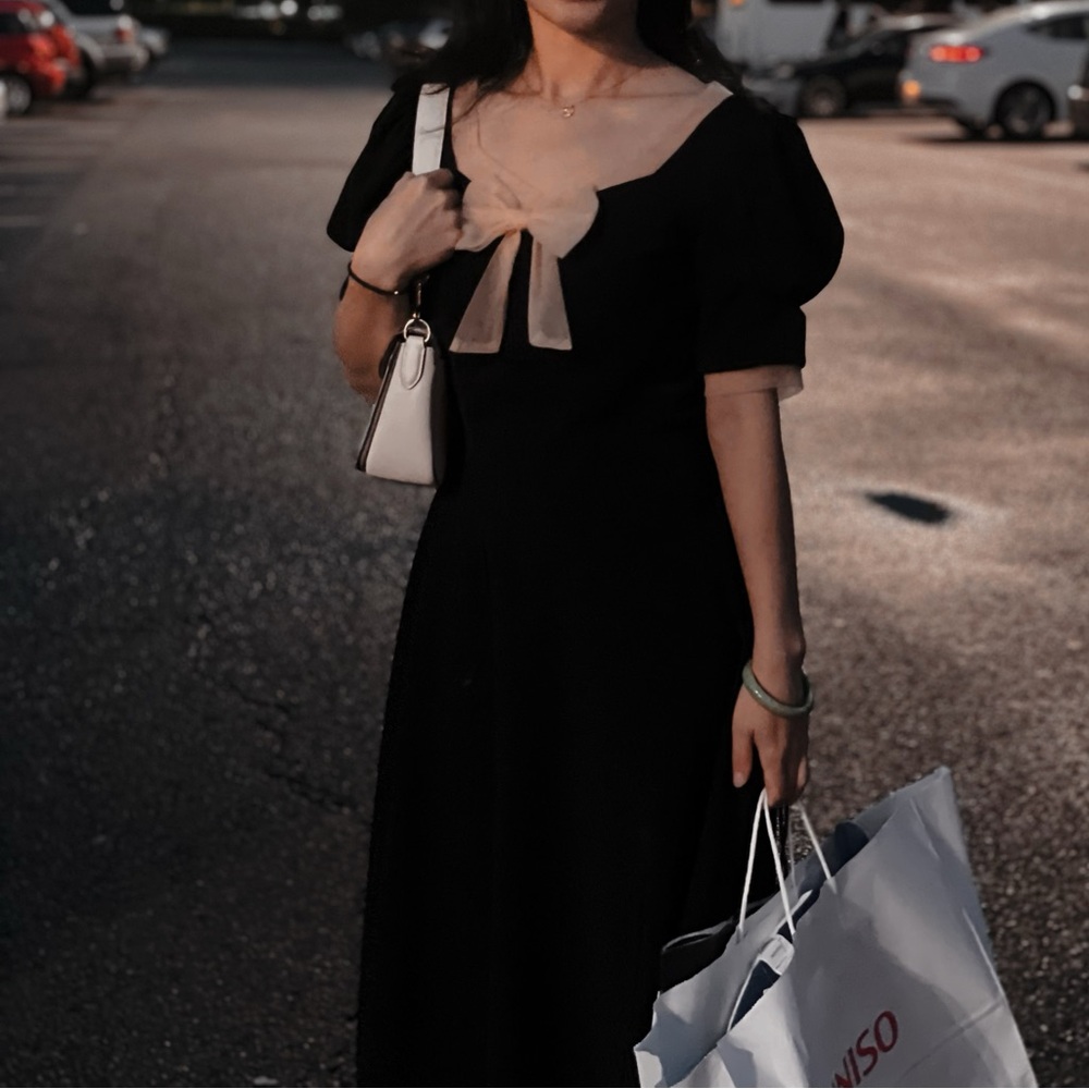 Dress - Picture 3 of 6